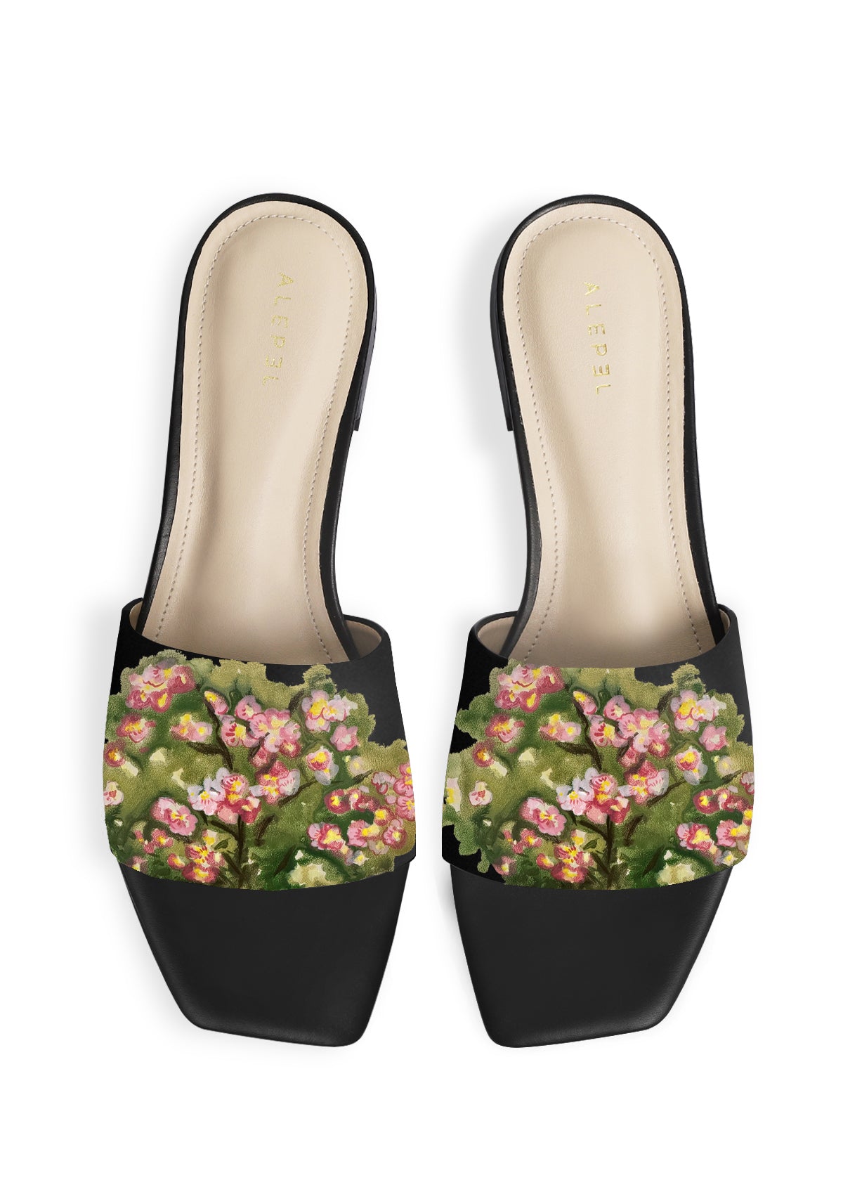 Magnolia Black Square