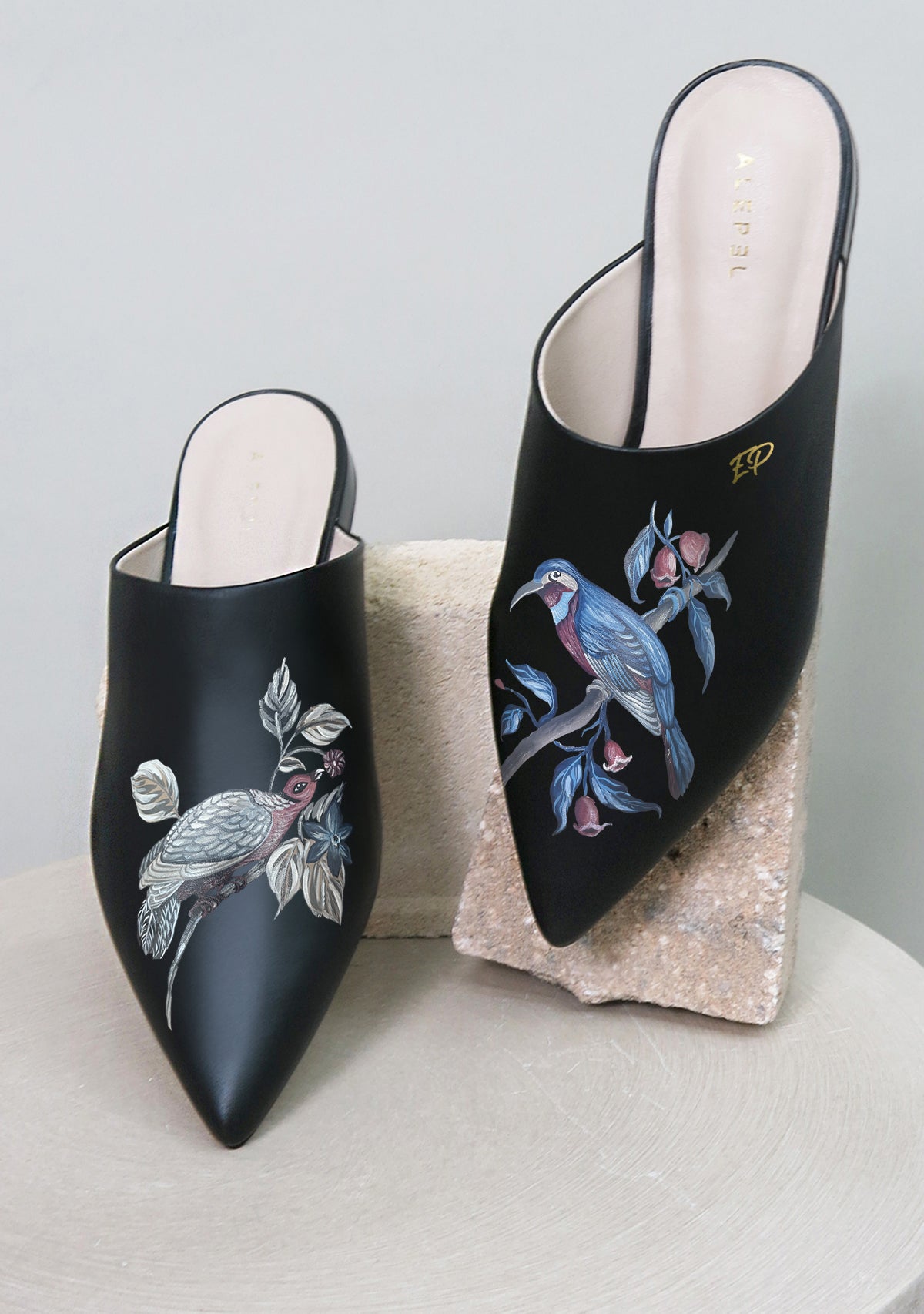 Plum Birds Black Pointe