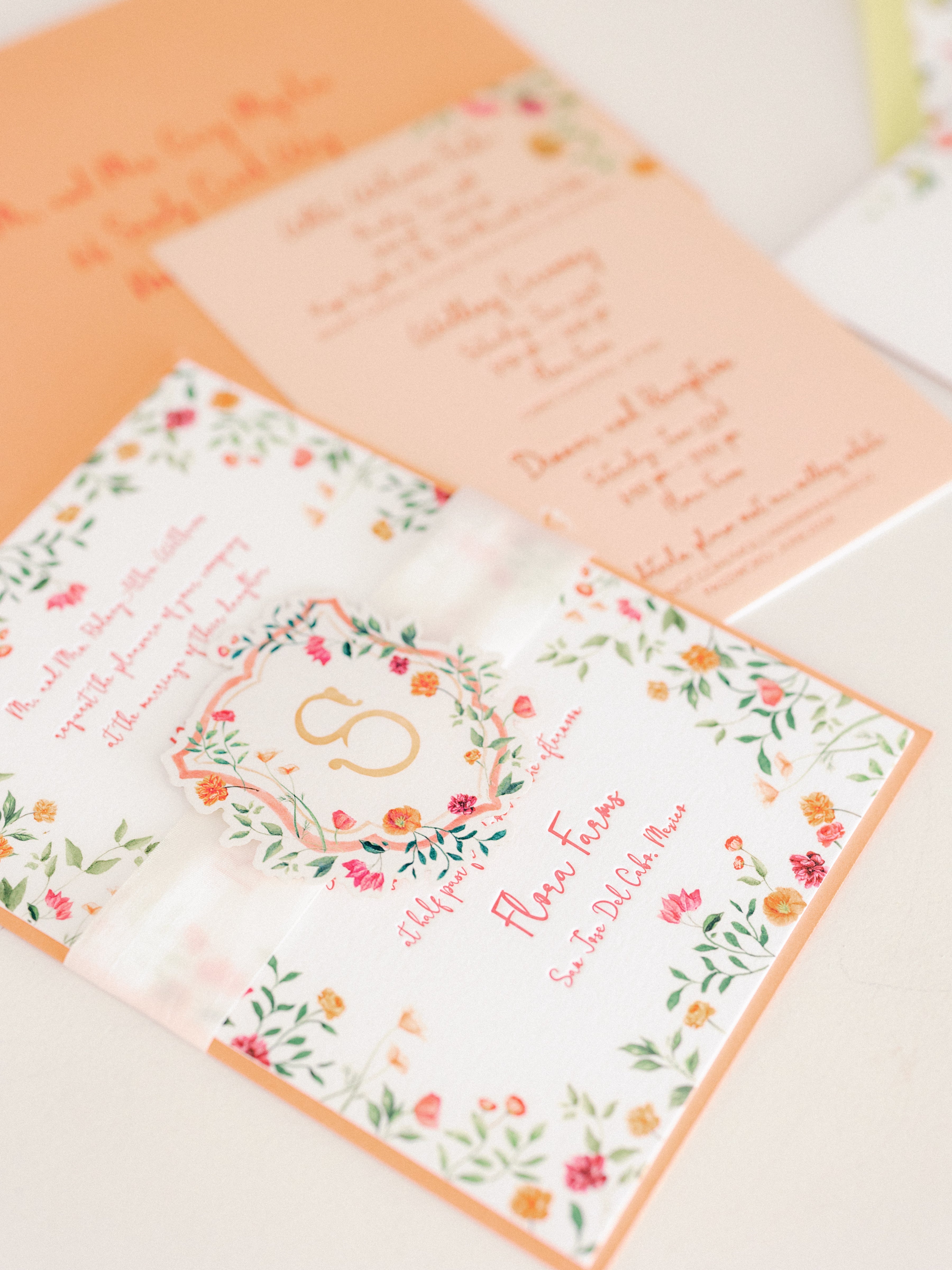 Bougainvillea Crest Beige Makeup Bag | Bridal by Emily Mayne Studio x ALEPEL - ALEPEL