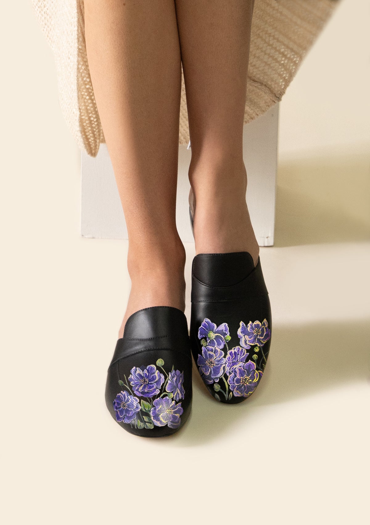 Cosmos Flowers Black Mule - ALEPEL