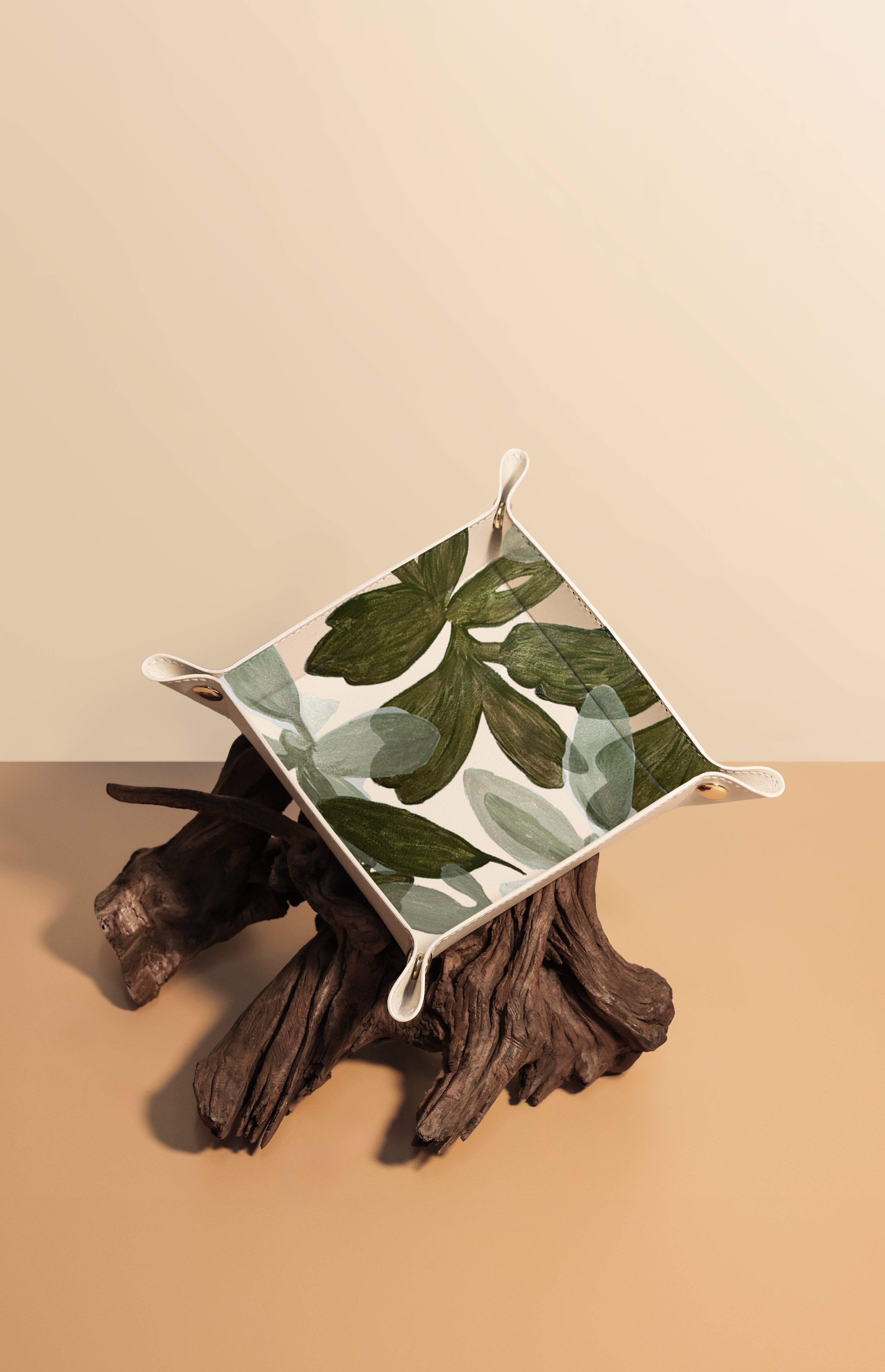 Fantasy Leaves Beige Tray - ALEPEL