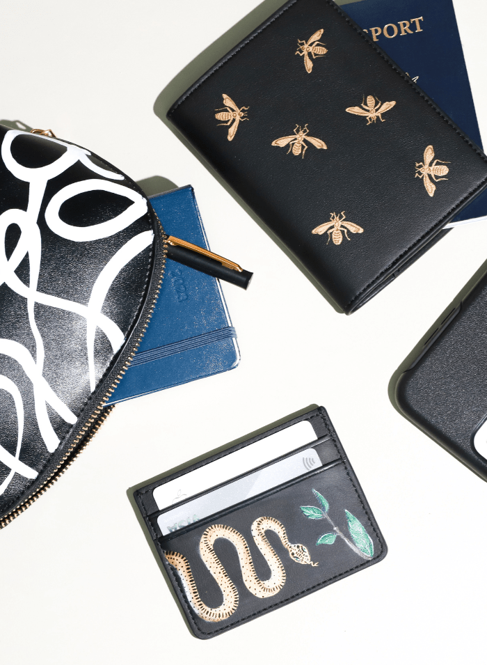 Gold Metallic Bees Passport Holder - ALEPEL