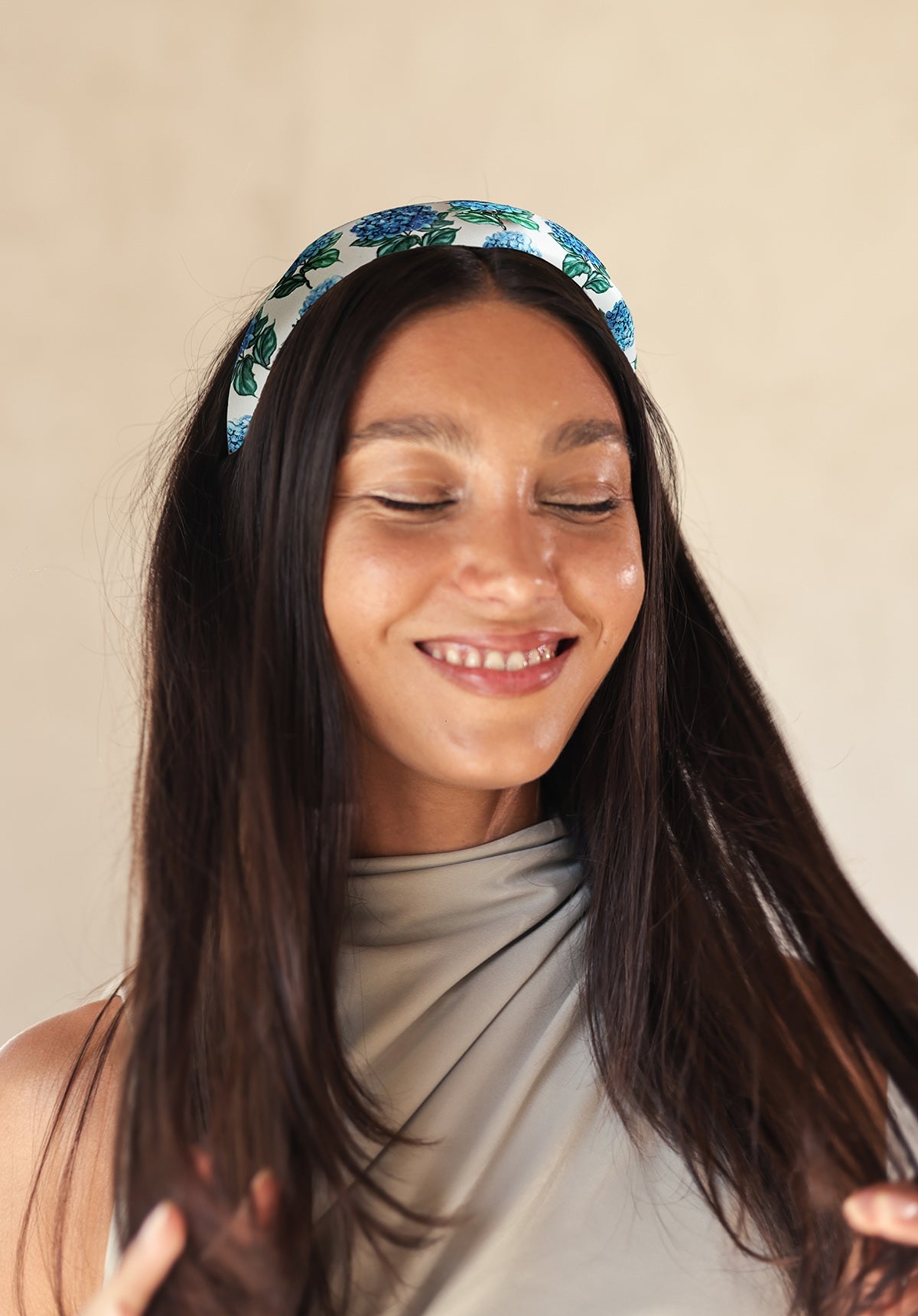 Hydrangea Limited Edition White Headband - ALEPEL