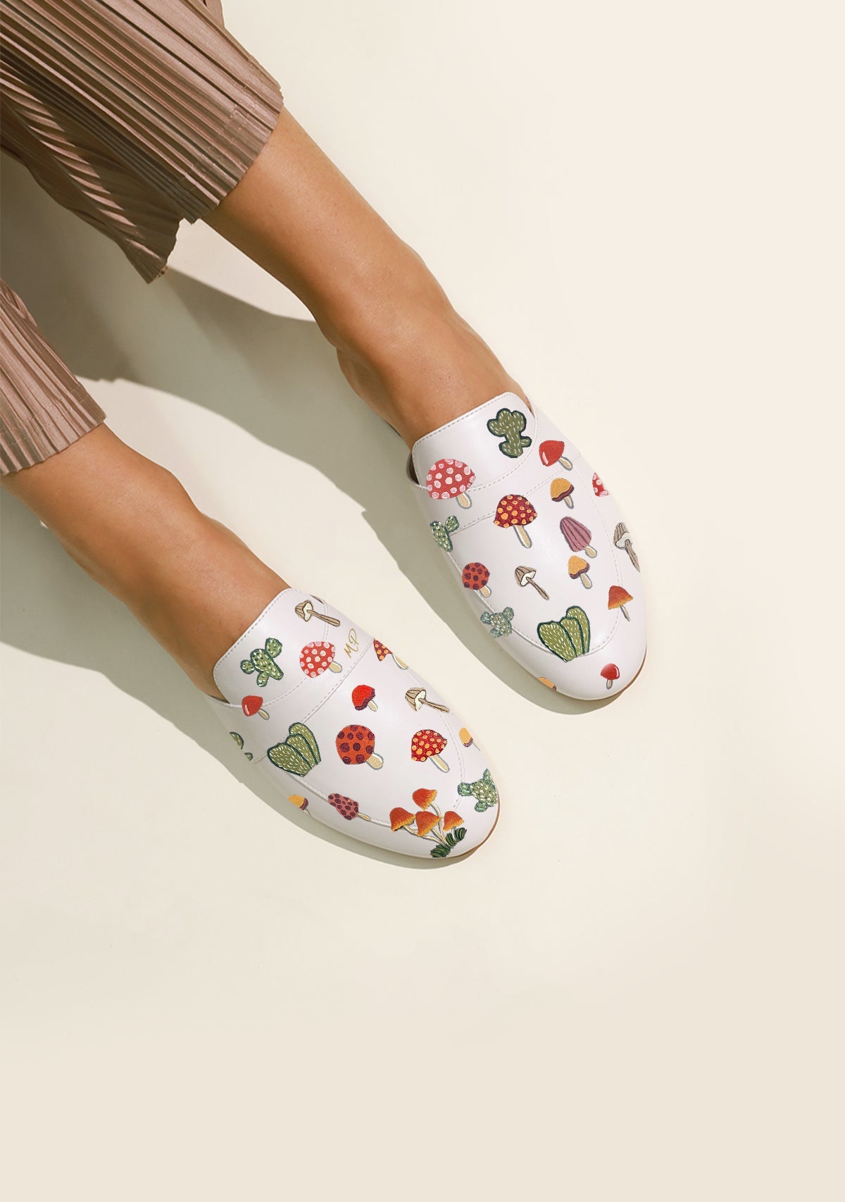 Mushroom White Mule - ALEPEL