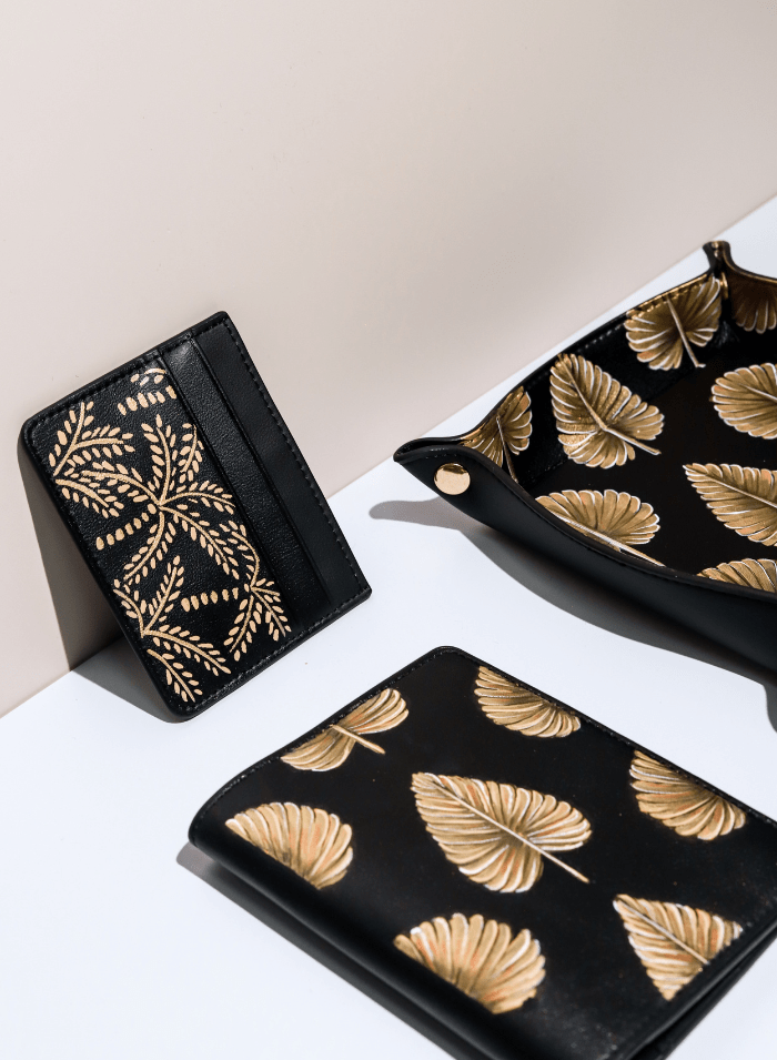 Pampa Leaves Black Tray - ALEPEL