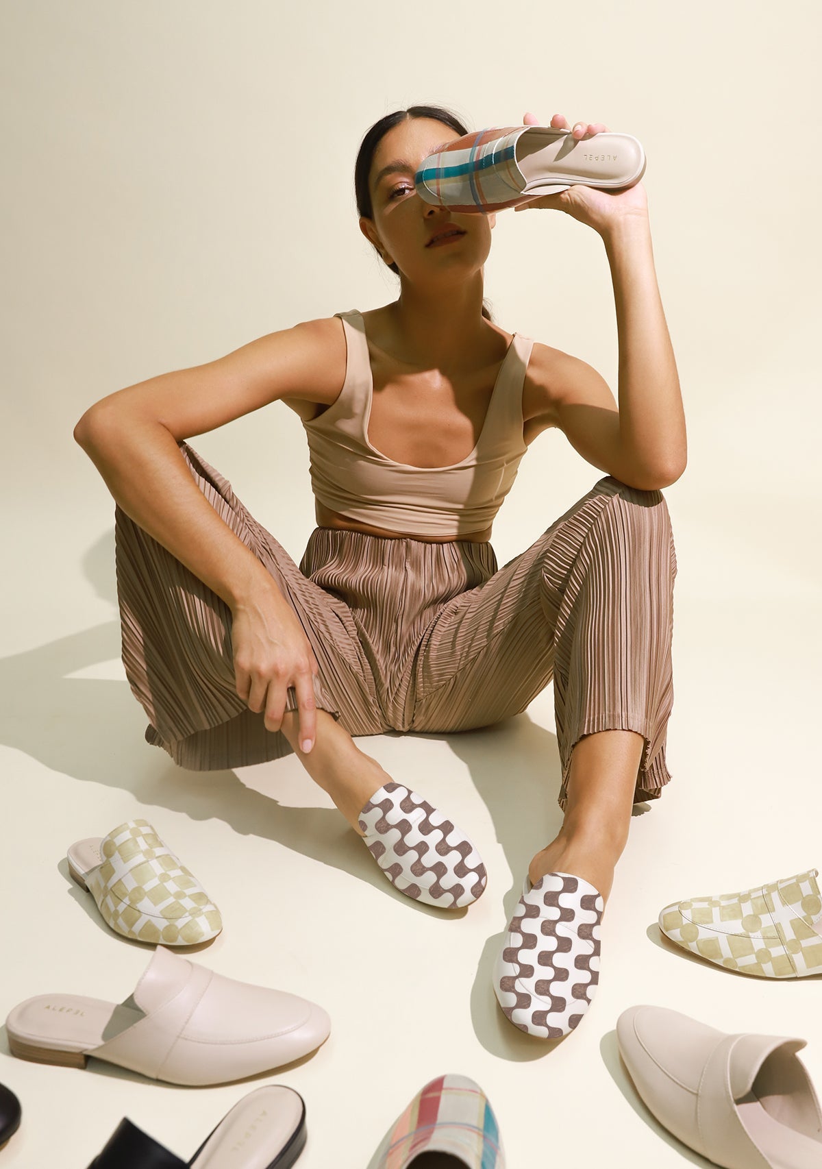 Warm Retro White Mule - ALEPEL