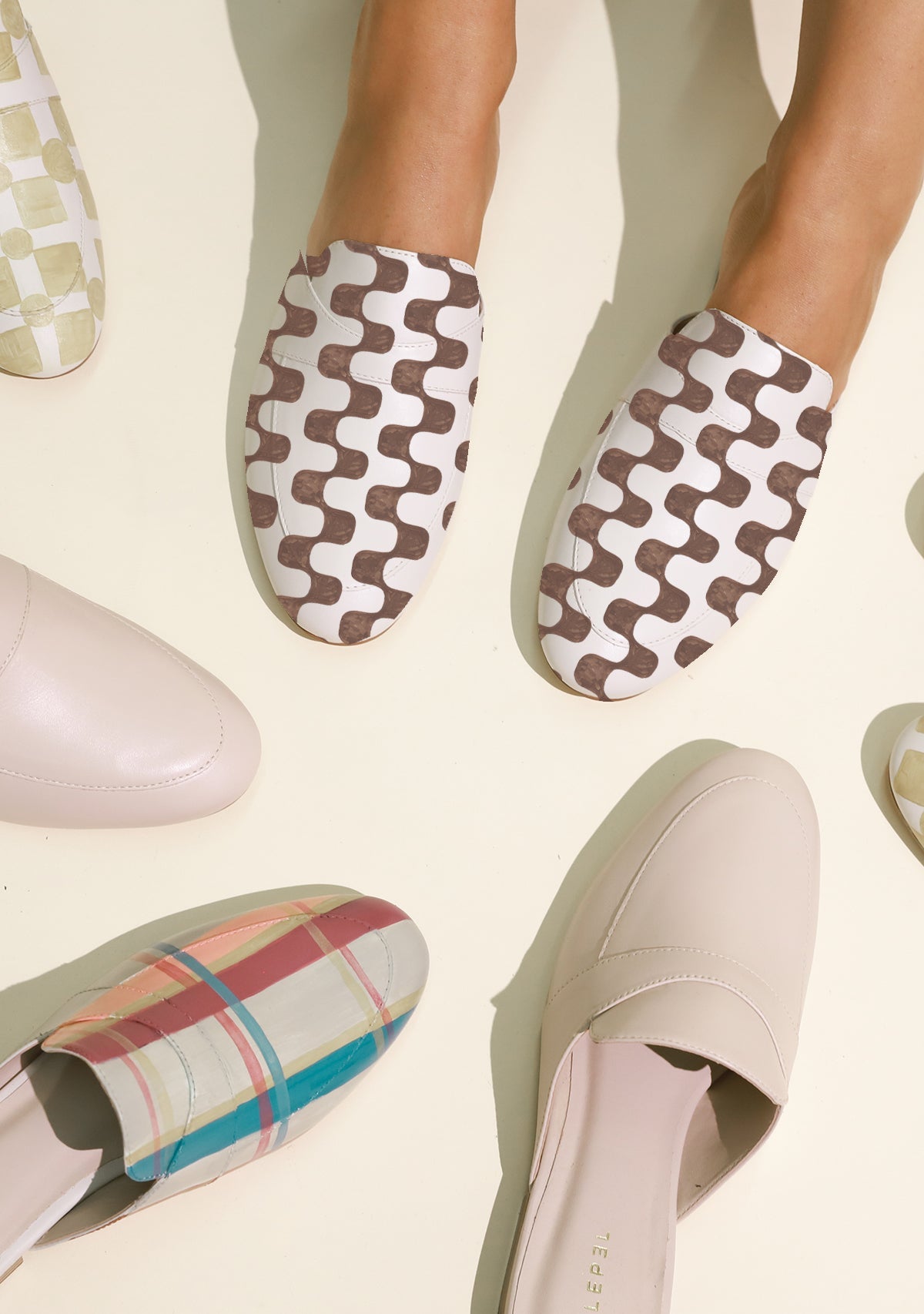 Warm Retro White Mule - ALEPEL