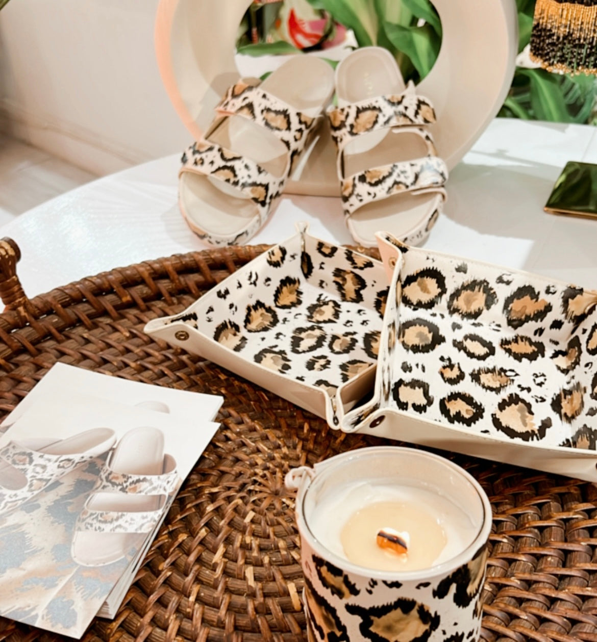 Cayena Beige Tray