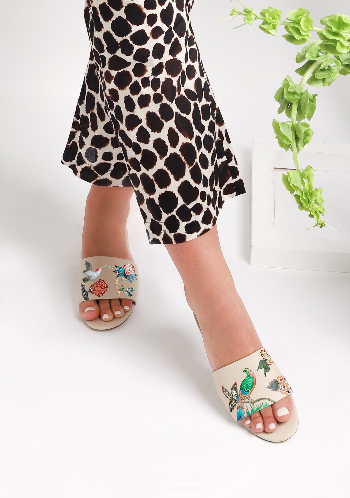 Bird Floral Beige Slide
