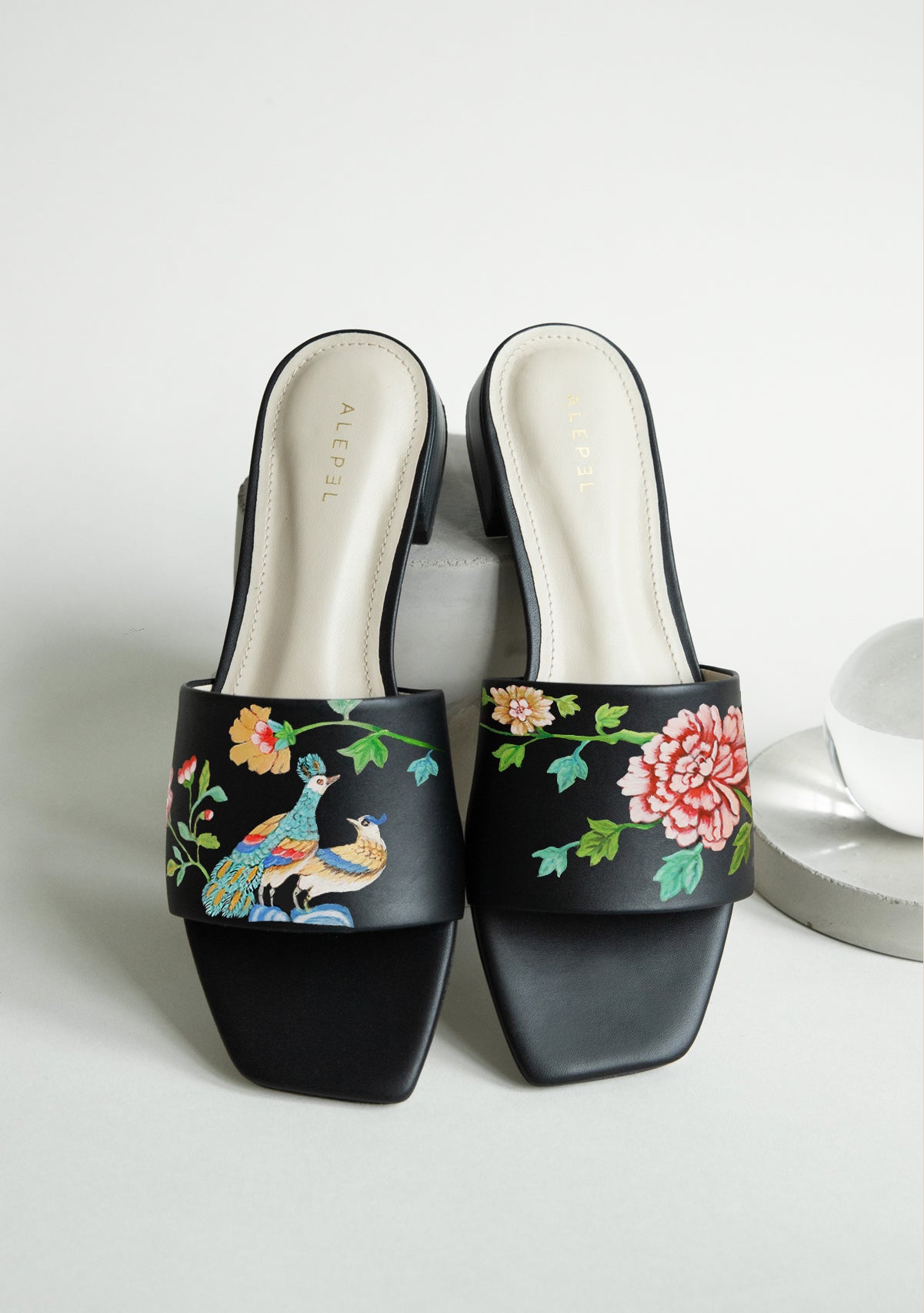 English Porcelain Black Square