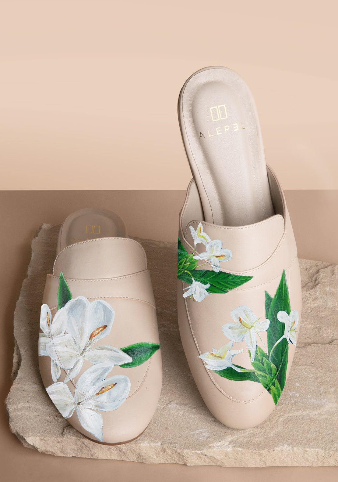 Mariposa Flower Beige Mule - ALEPEL