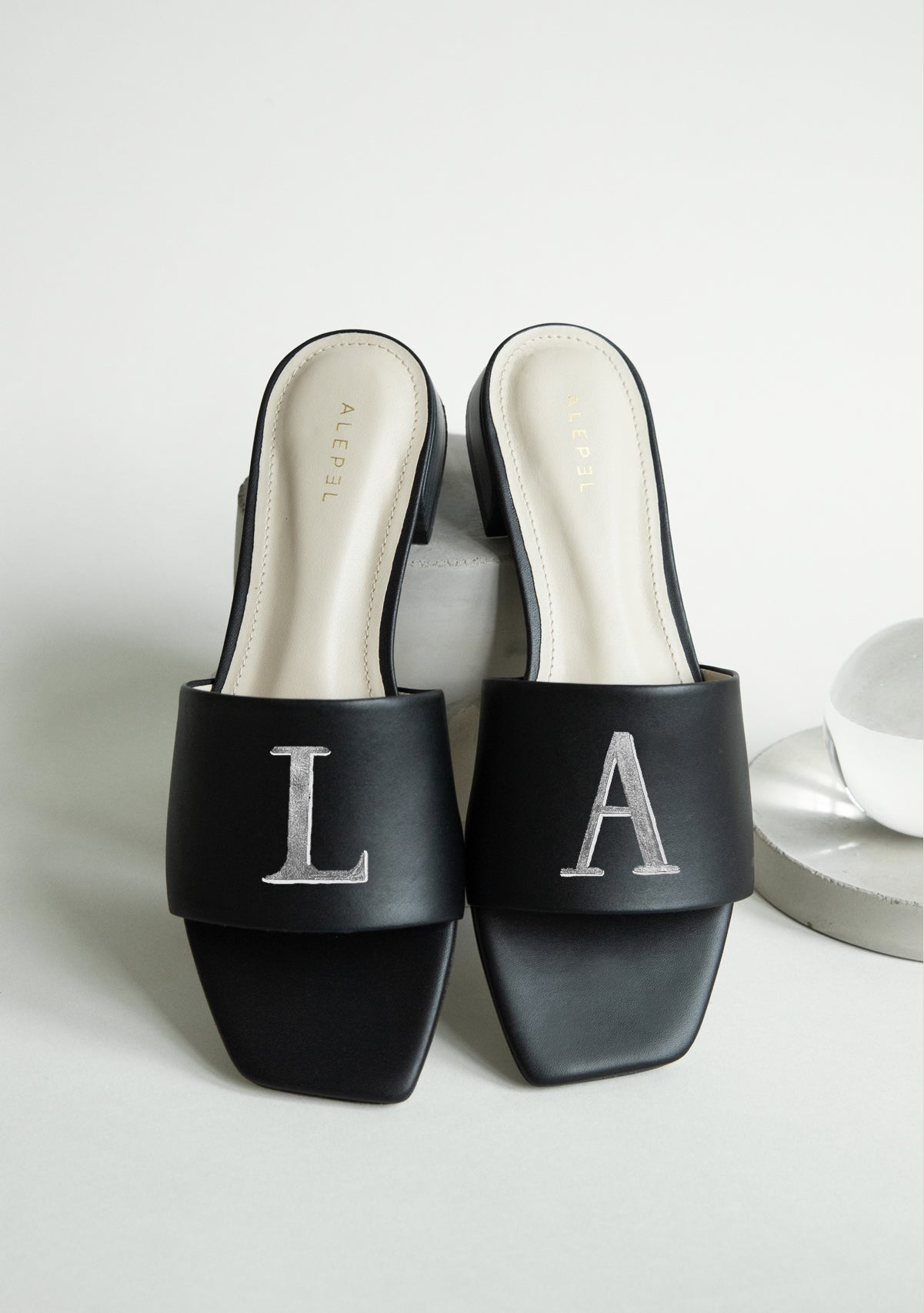 Monogram Black Square - ALEPEL