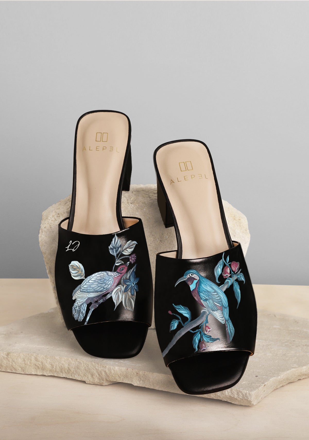 Plum Birds Black Heel