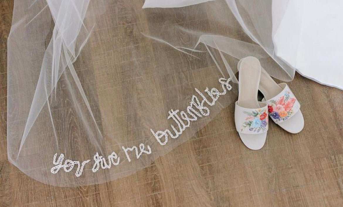 Bridal Bouquet White Slide - ALEPEL