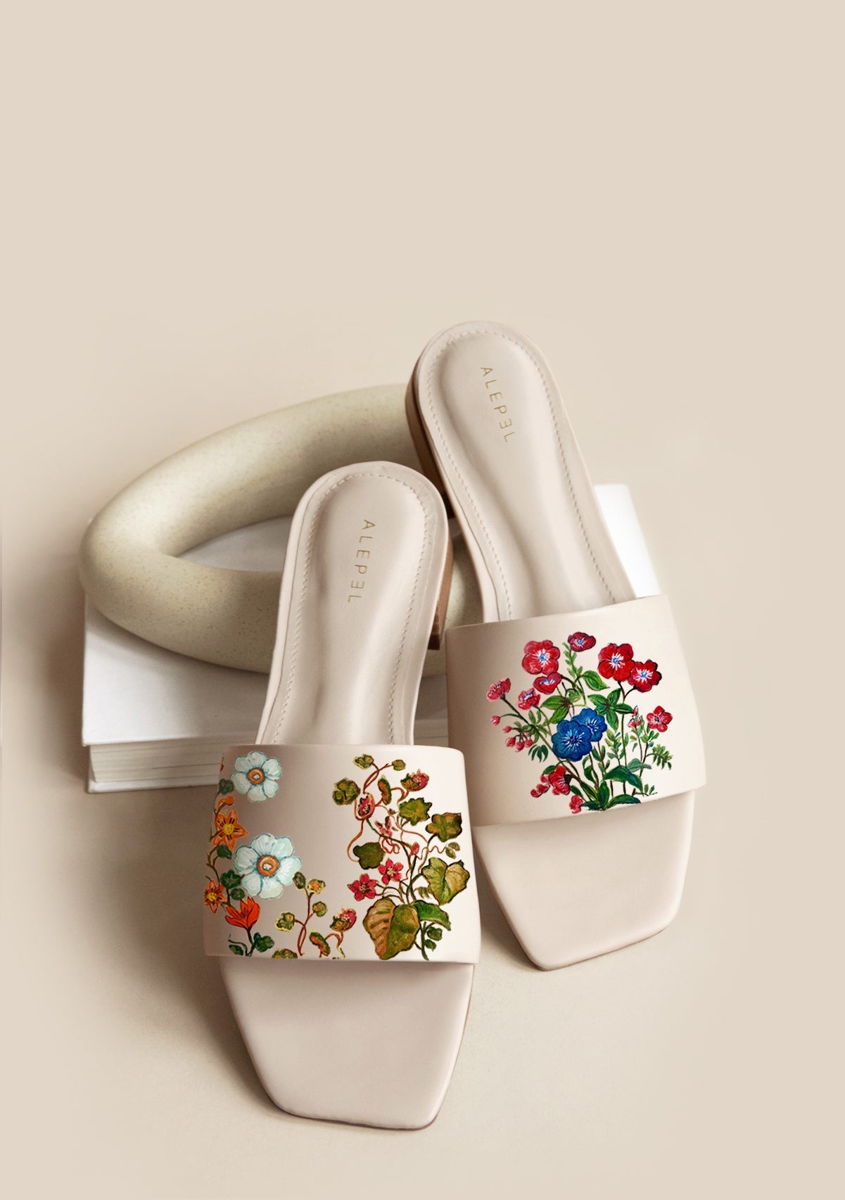 Dreamscape Beige Square - ALEPEL