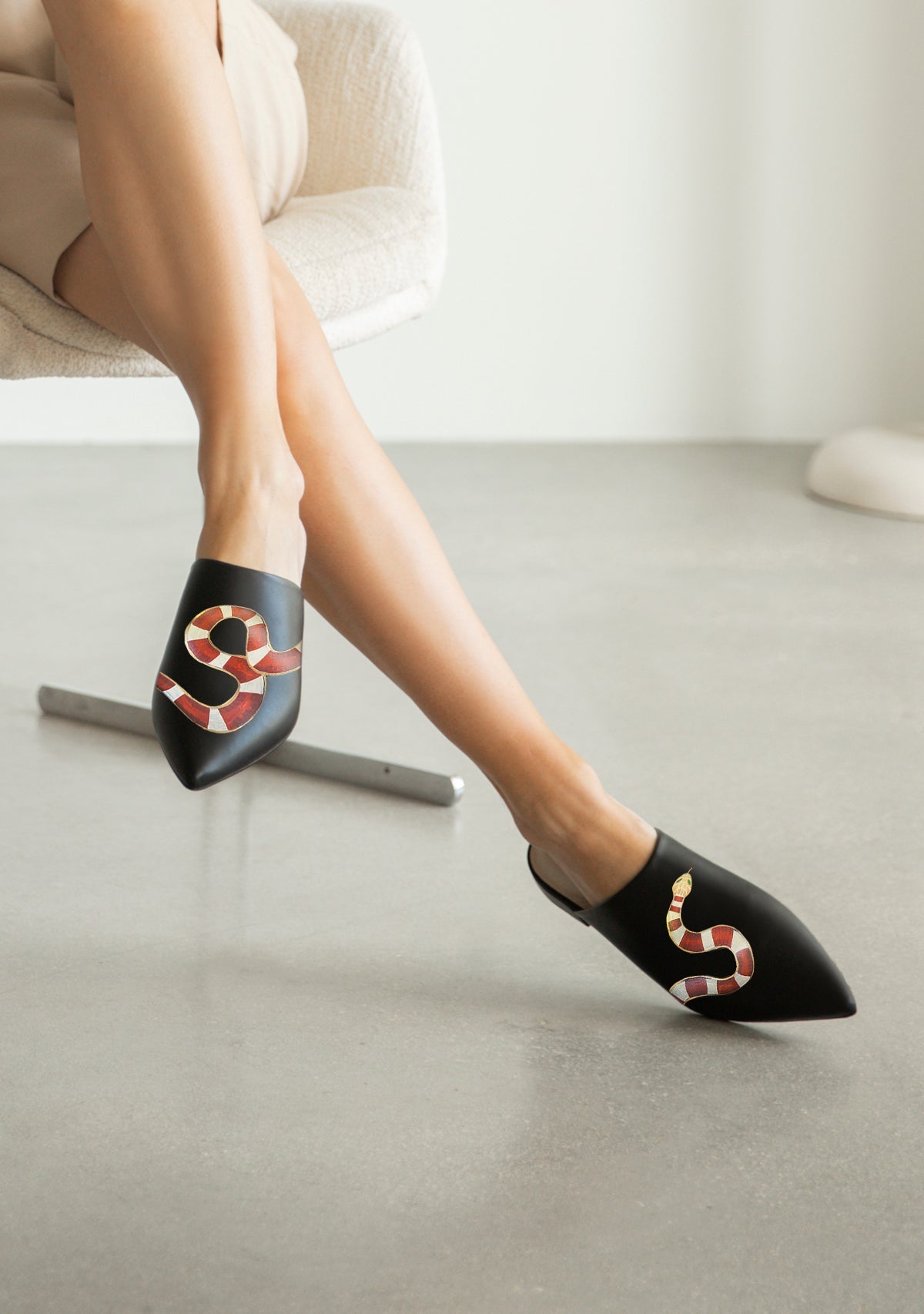 Gold Snake Black Pointe - ALEPEL