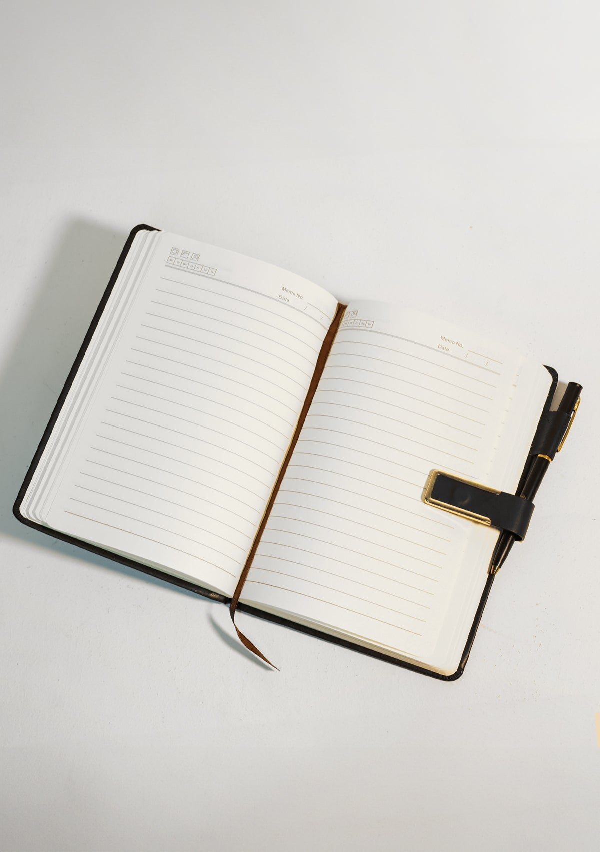 Mocha Mousse Black Journal - ALEPEL