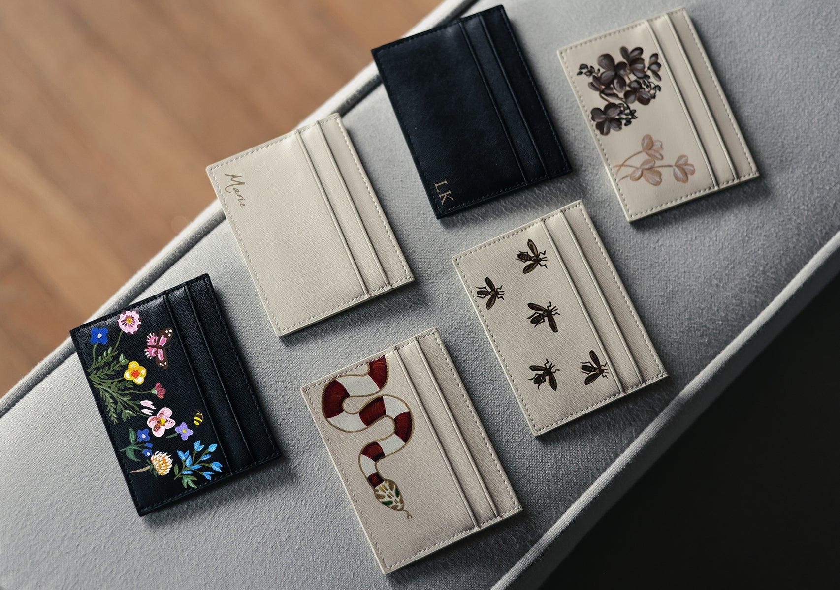 Pressed Flowers Black Cardholder - ALEPEL