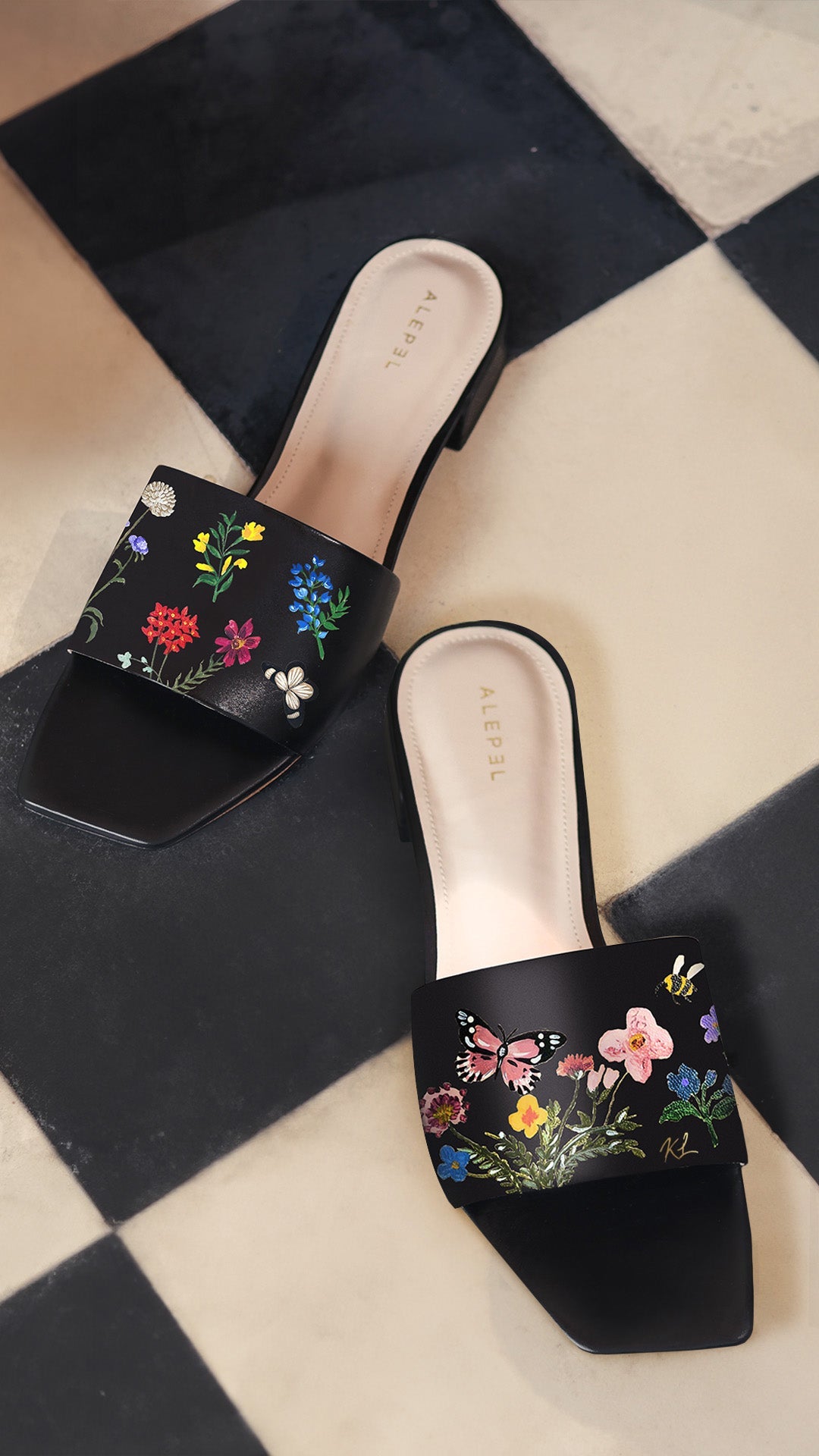 Pressed Flowers Black Square - ALEPEL