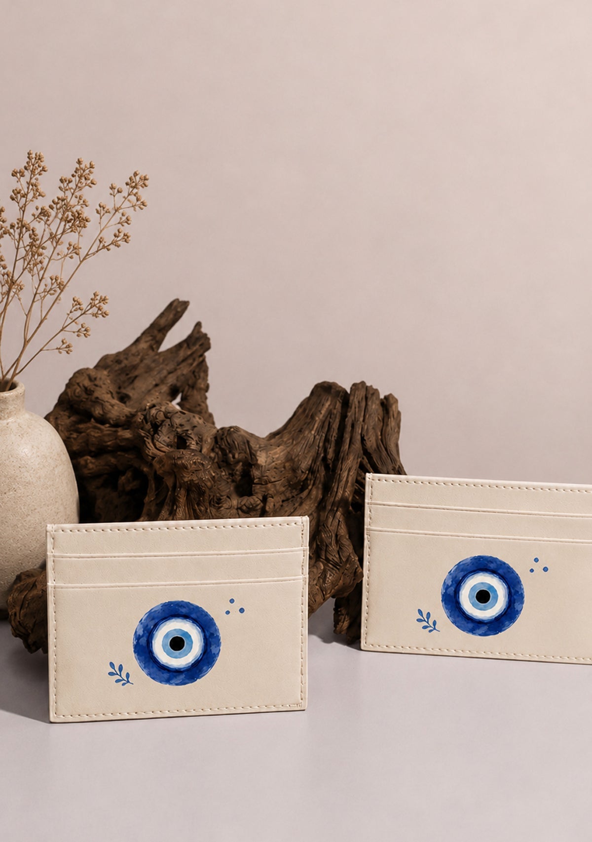 Protection Eye Beige Cardholder - ALEPEL