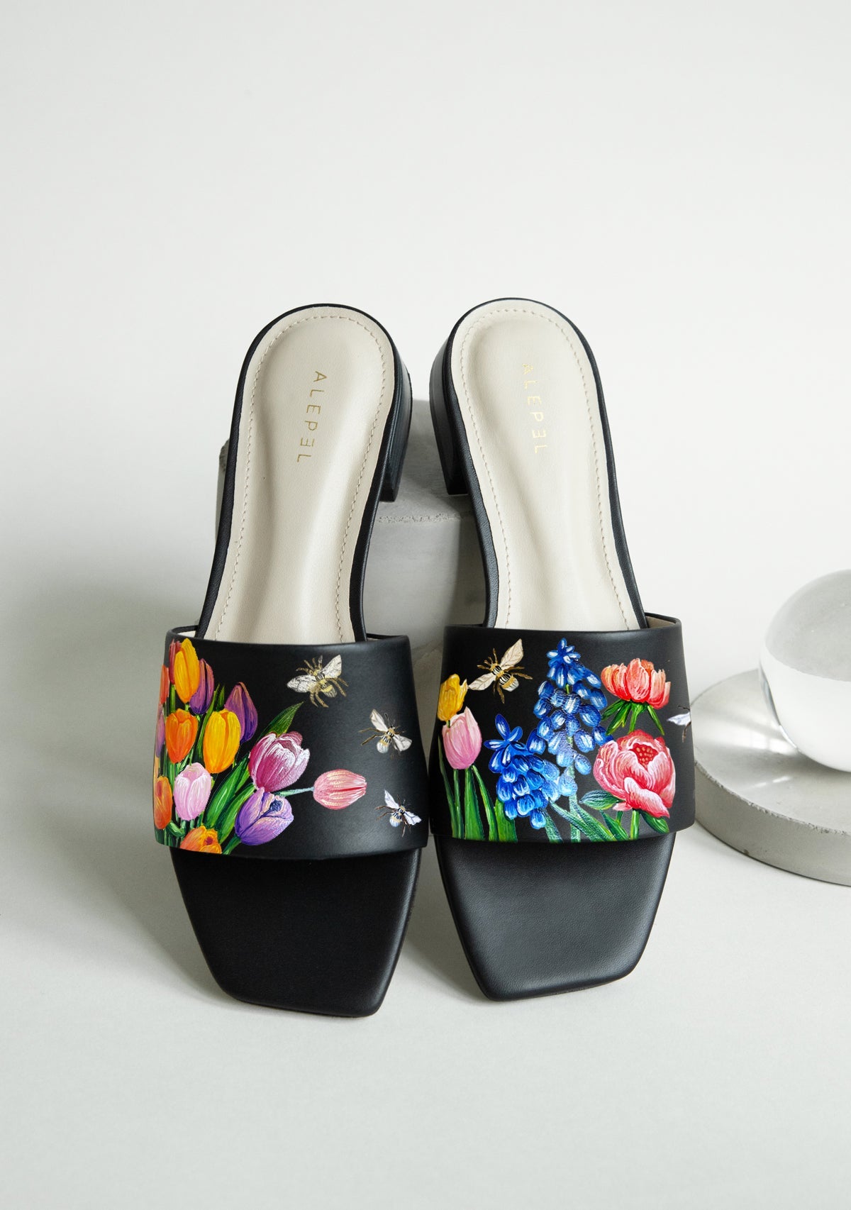 Black Square Custom Design - ALEPEL